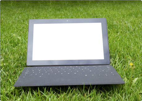 what to wash laptop screen with_1.jpg