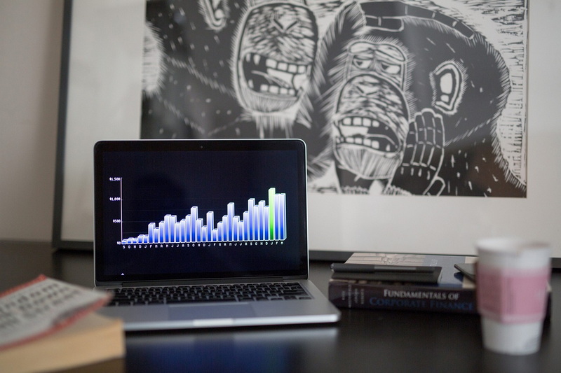 how to connect monitor to laptop_1