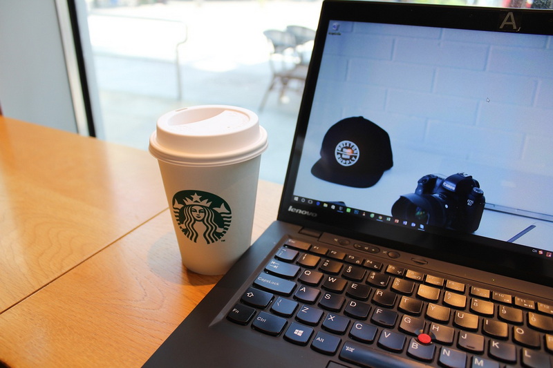 how to connect a smartphone to a laptop without wifi_1